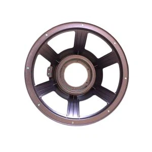 18-tolline alumiiniumist maali kõlariraam